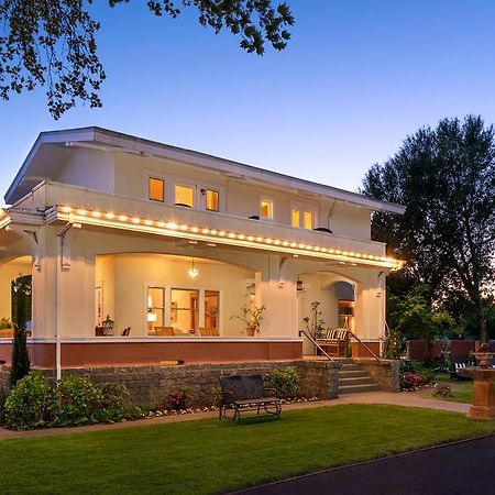 Casa Bella Inn Kenwood Екстериор снимка