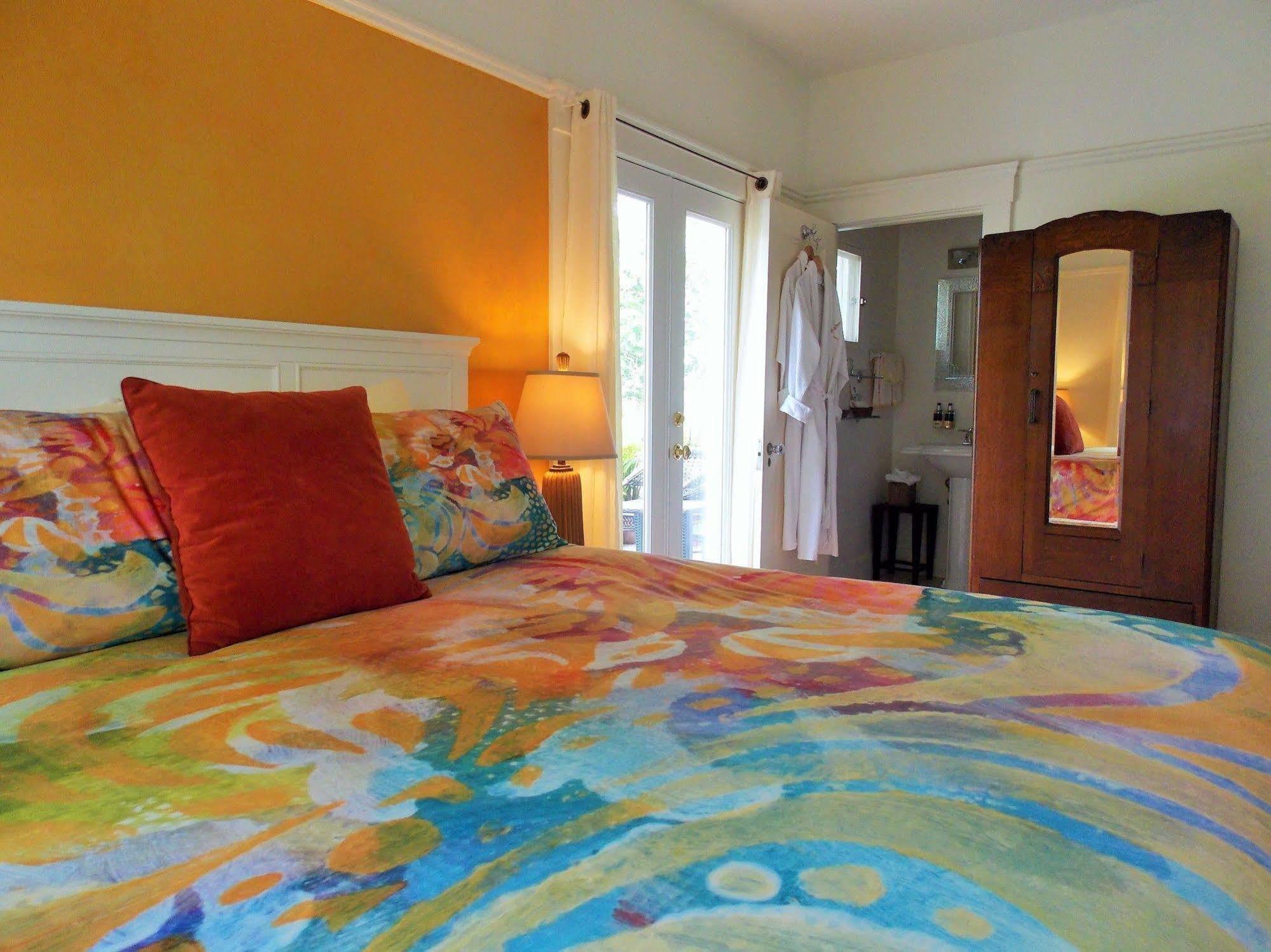 Casa Bella Inn Kenwood Екстериор снимка